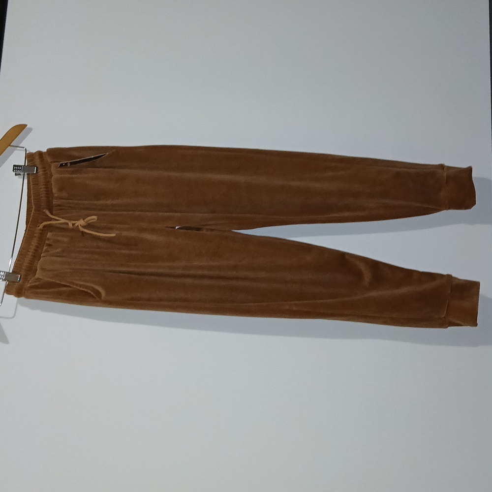 New Mix Designer Carmel Velour Joggers NWT